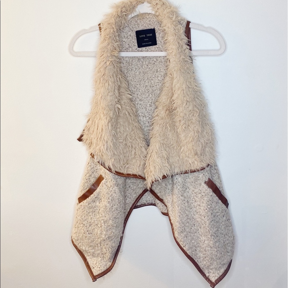 Lovetree Vest